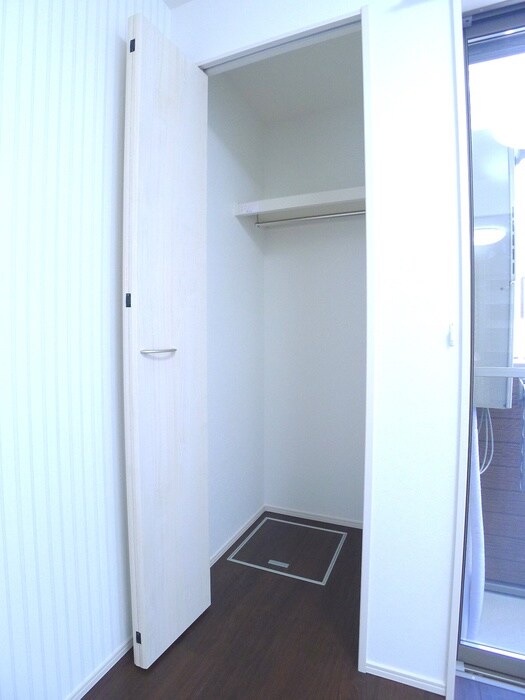 物件内観写真18　(収納)