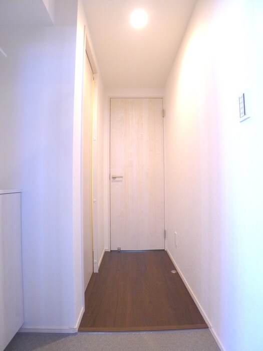 物件内観写真19　(玄関)