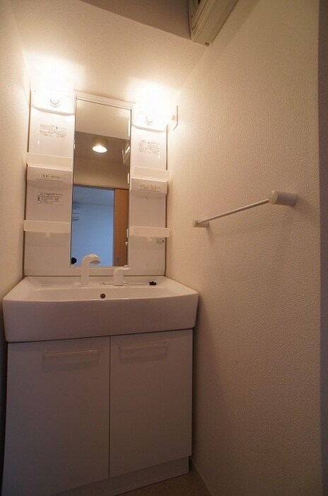 物件内観写真11　(洗面)