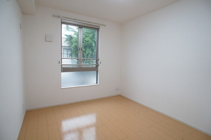 物件内観写真15　(室内からの展望)