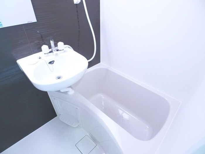 物件内観写真11　(バス／シャワールーム等)