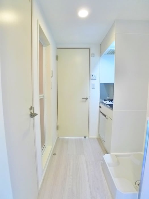 物件内観写真14　(玄関)