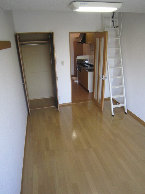 物件内観写真7　(内観写真)