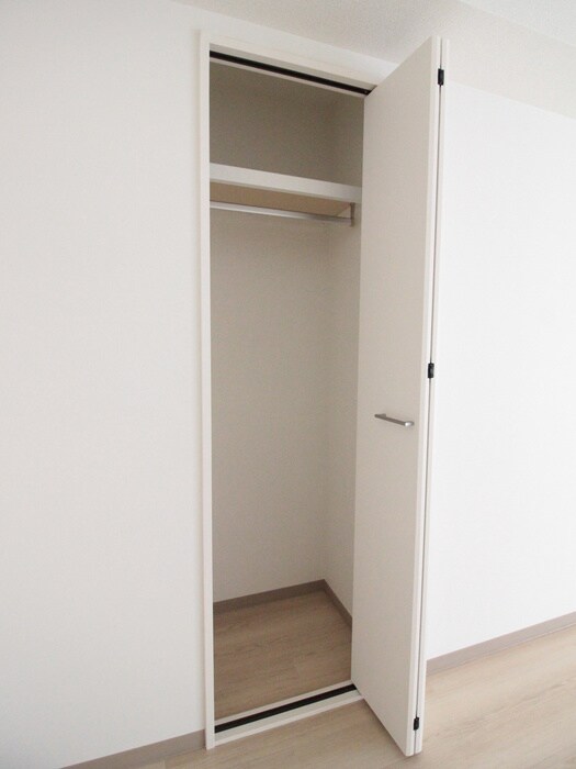 物件内観写真16　(収納)