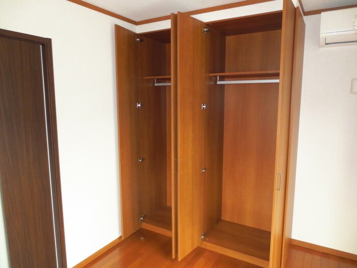 物件内観写真7　(収納)