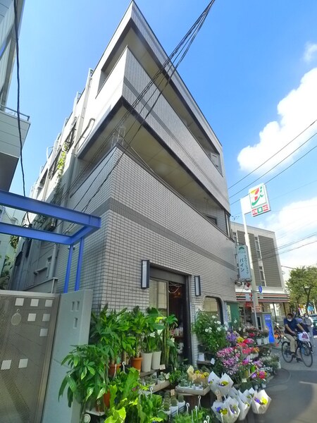 エレガユー外観写真