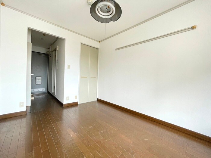 物件内観写真9　(居室)