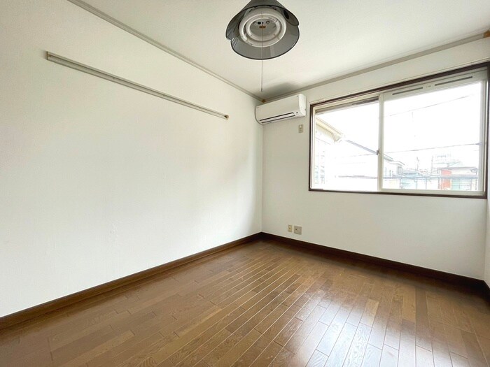 物件内観写真10　(居室)