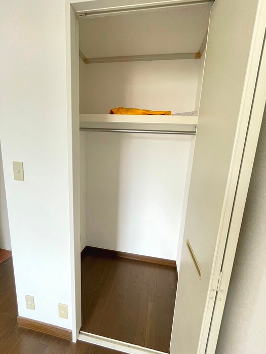 物件内観写真15　(収納)