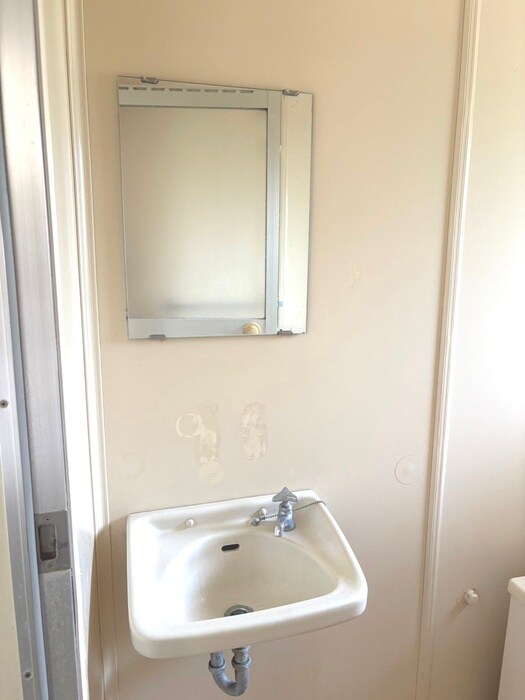 物件内観写真12　(洗面)