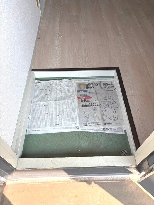 物件内観写真14　(玄関)