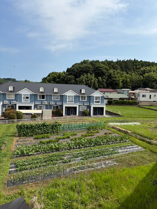 物件内観写真16　(室内からの展望)