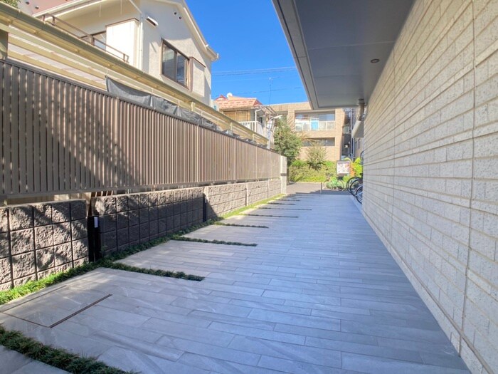 物件外観写真3　(外観写真)