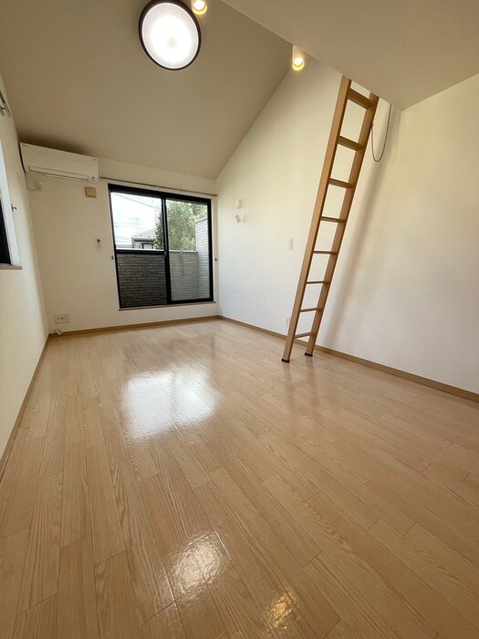 物件内観写真6　(居室)