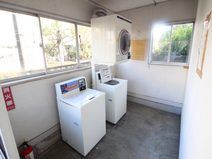 物件外観写真4　(建物設備)