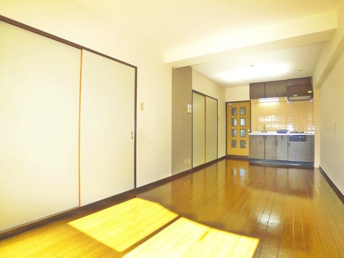 物件内観写真8　(居室)