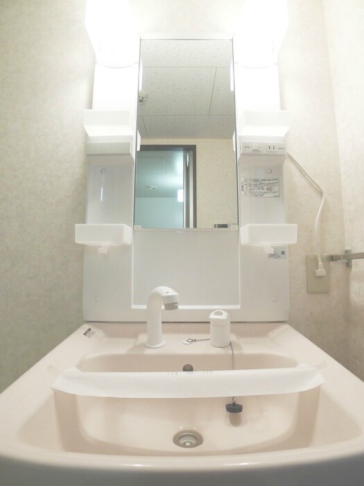 物件内観写真12　(洗面)