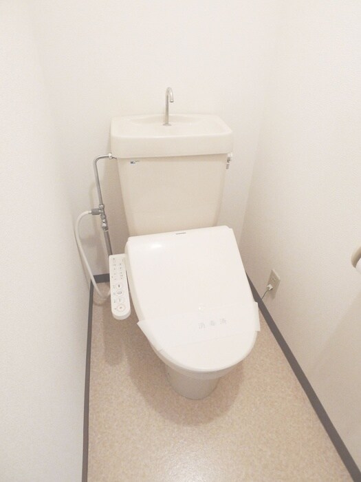 物件内観写真13　(トイレ)