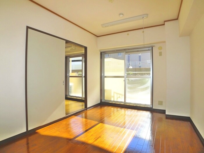 物件内観写真21　(居室)