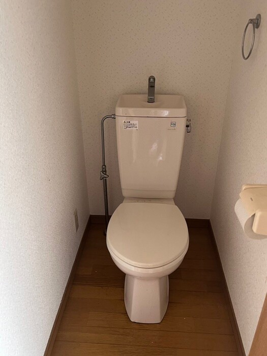 物件内観写真14　(トイレ)