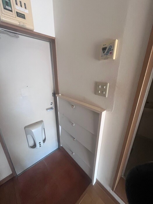 物件内観写真18　(靴箱)