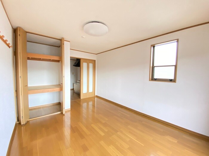 物件内観写真19　(居室)