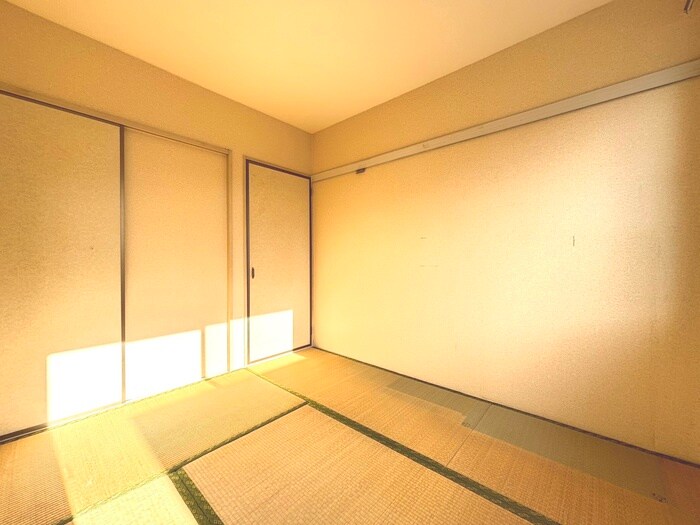 物件内観写真9　(居室)