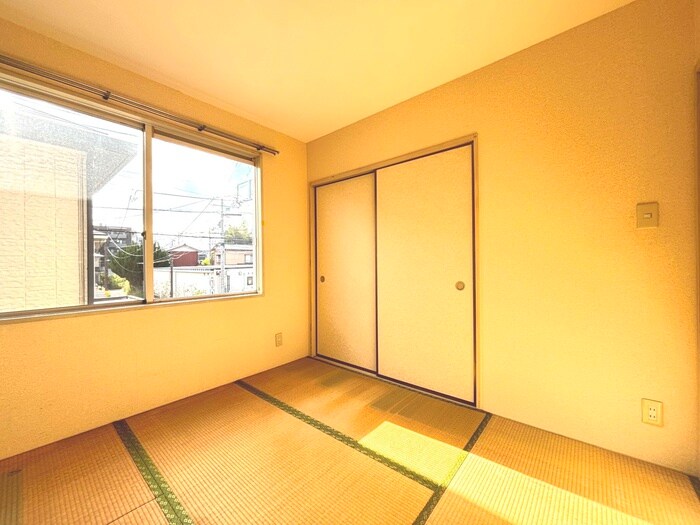 物件内観写真10　(居室)