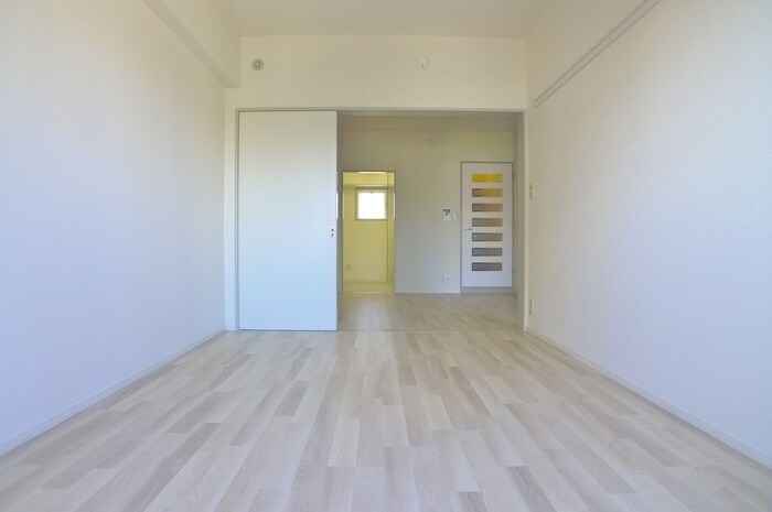 物件内観写真10　(居室)