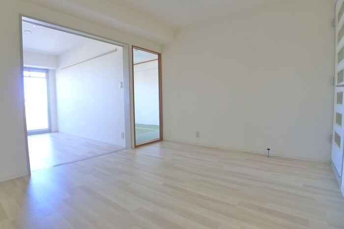 物件内観写真11　(居室)