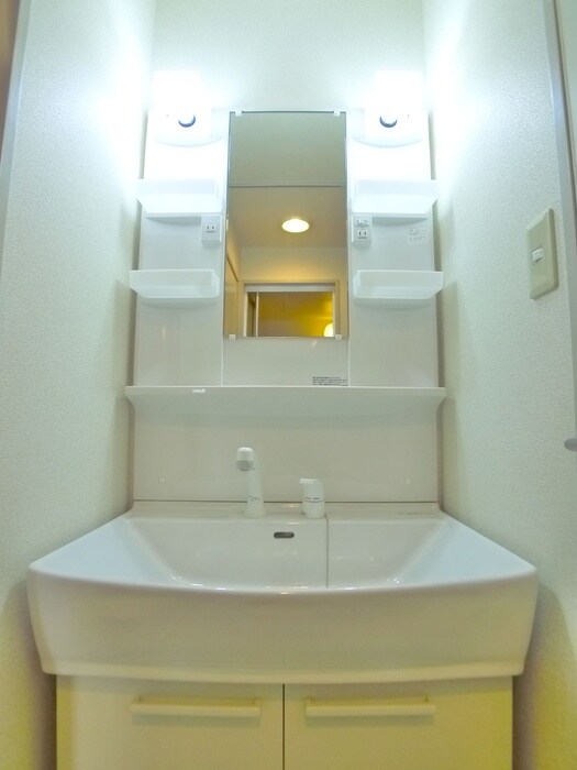 物件内観写真15　(洗面)