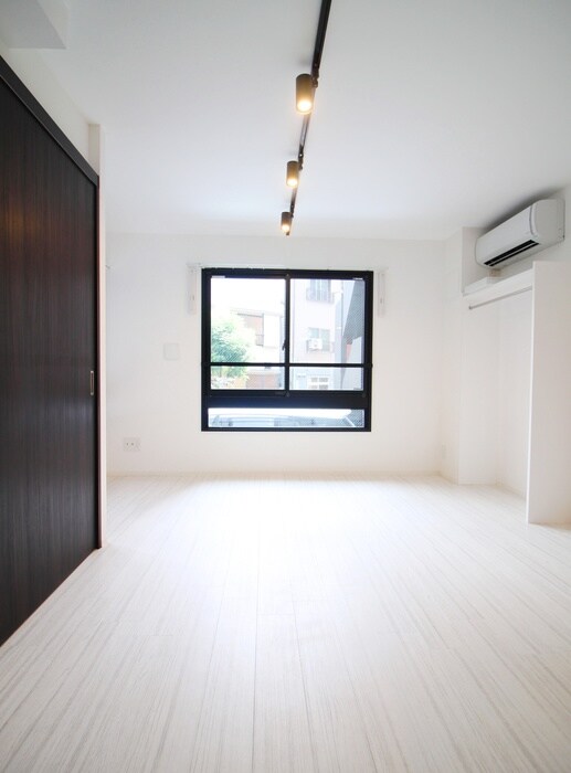 物件内観写真17　(居室)