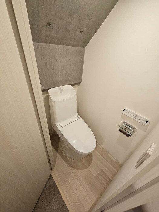 物件内観写真14　(トイレ)