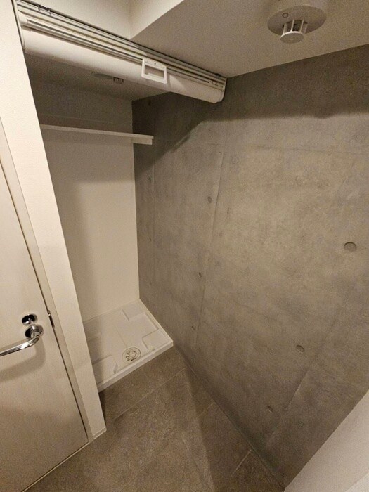 物件内観写真22　(洗濯機置場)