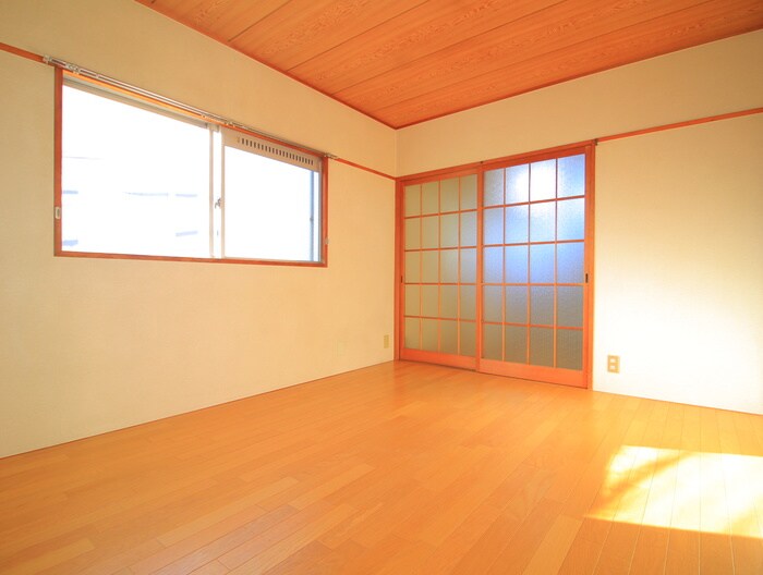 物件内観写真7　(居室)