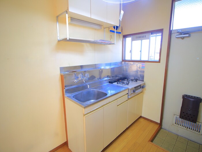 ホワイトコ－ポラスのキッチン