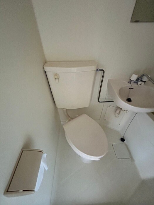 物件内観写真14　(トイレ)