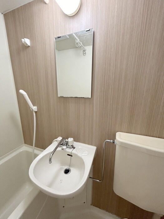 物件内観写真18　(洗面)