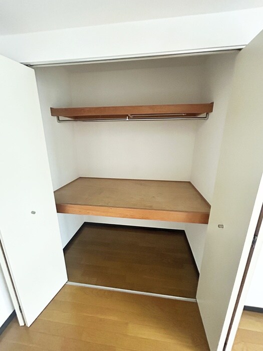 物件内観写真10　(収納)