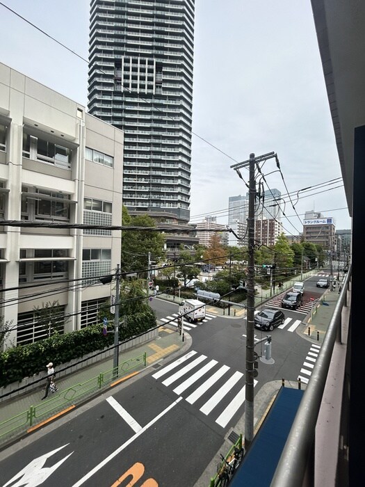 物件内観写真17　(室内からの展望)