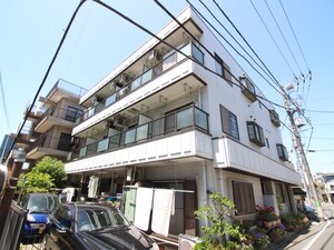 エン・ファミリエ外観写真