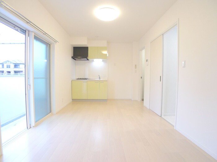 物件内観写真8　(居室)