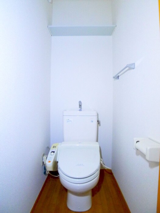 物件内観写真15　(トイレ)