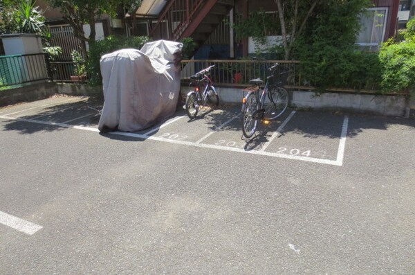 バイク置き場