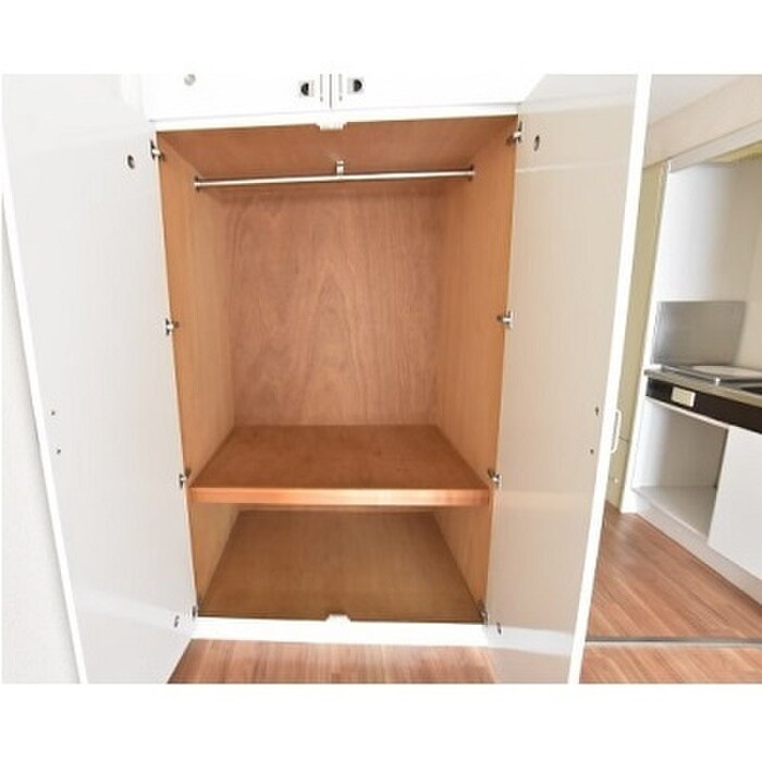 物件内観写真10　(収納)