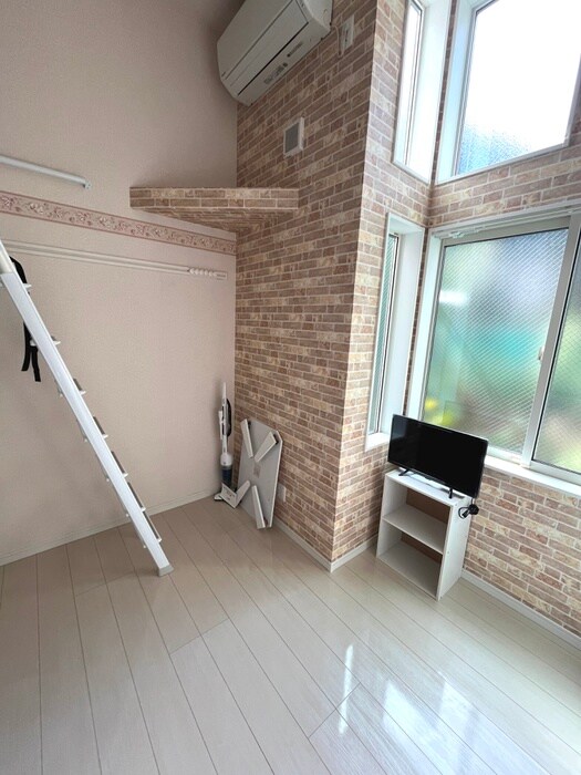 物件内観写真10　(居室)