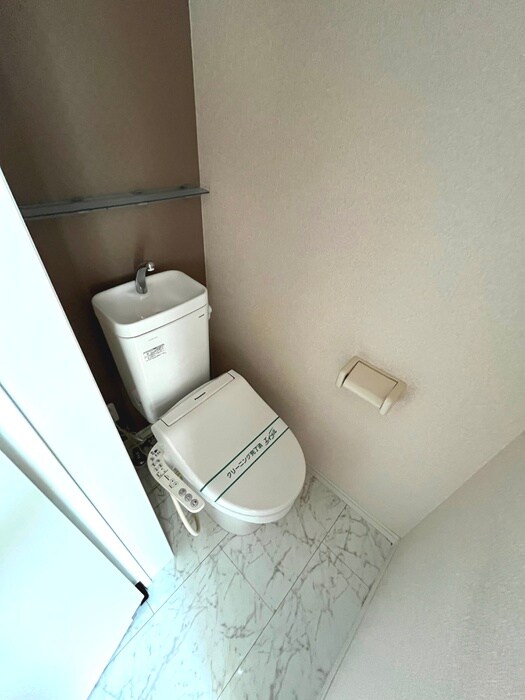 物件内観写真13　(トイレ)