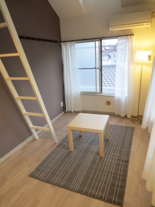 物件内観写真12　(居室)