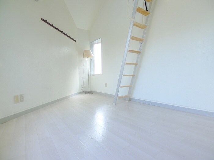 物件内観写真17　(居室)