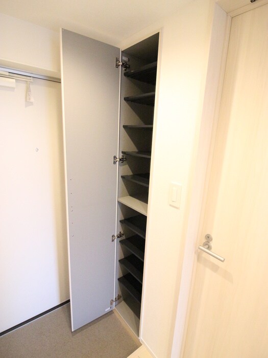 物件内観写真16　(靴箱)